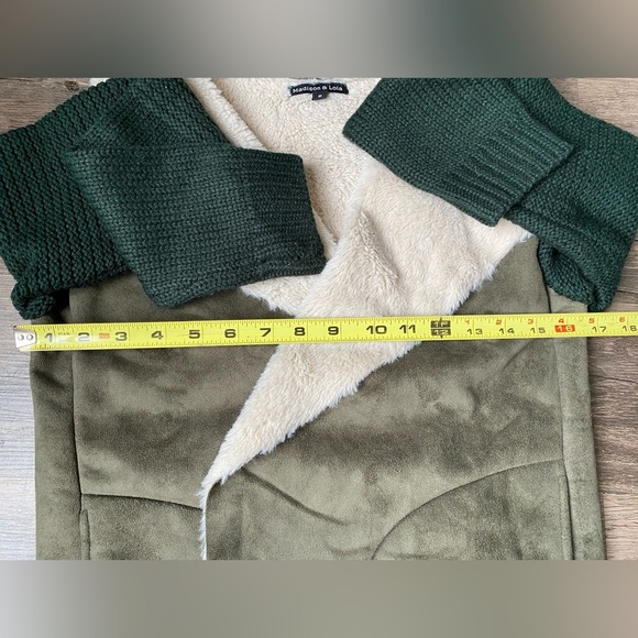 Madison & Lola Women's Green Fleece Cardigan Size M - Picture 4 of 7